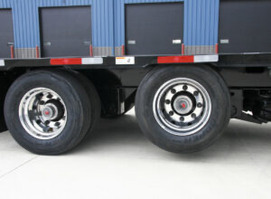 53′ Air Ride Step Deck detail 1